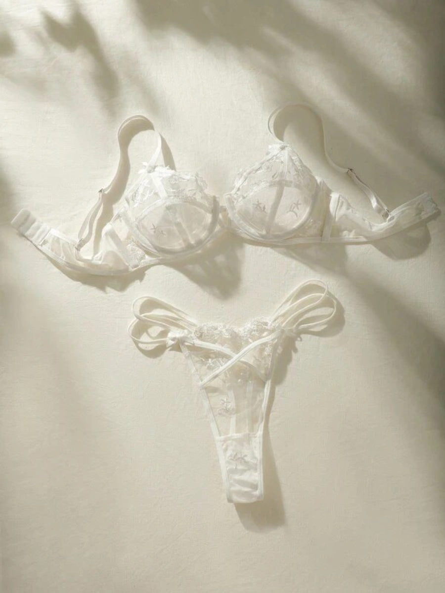 Flower Embroidery Mesh Underwire Lingerie Set-Soco Hoodie