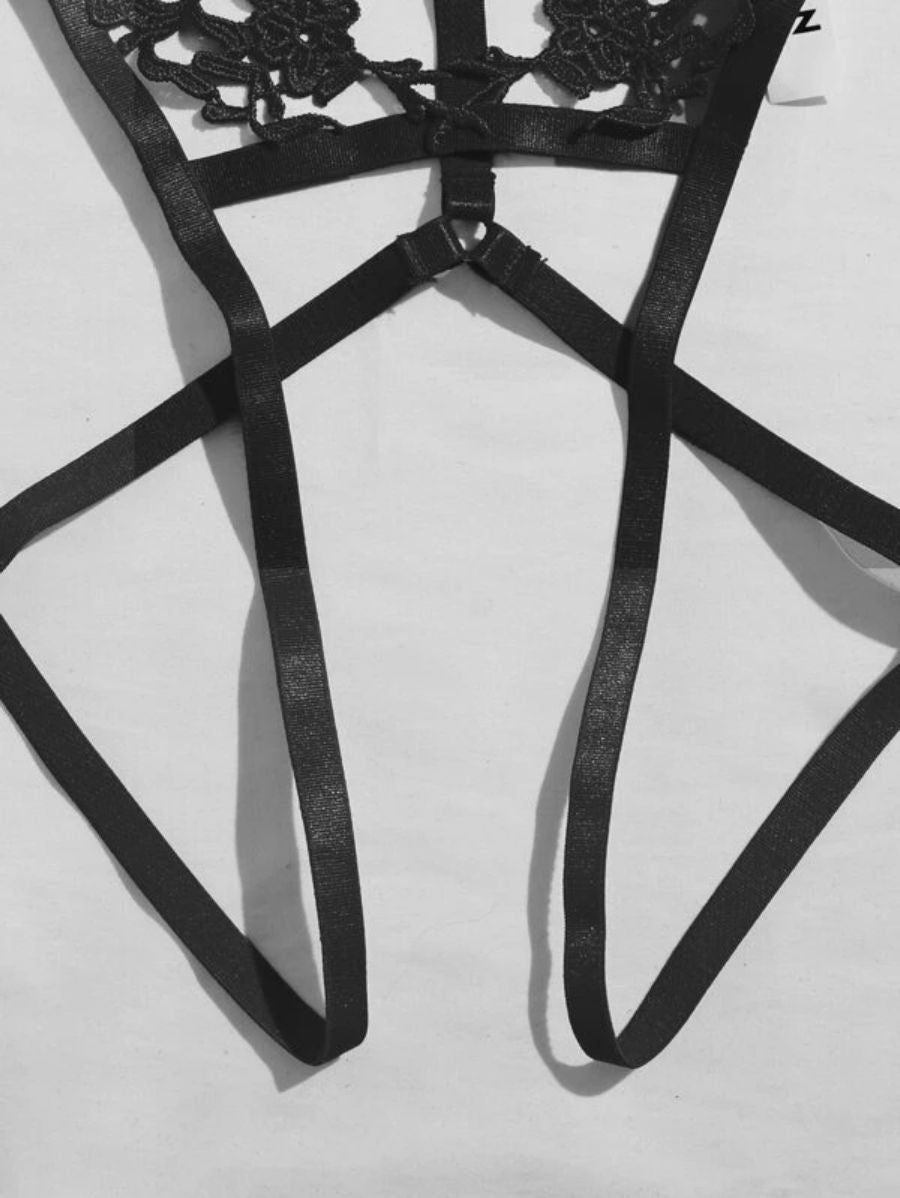 Lace Appliques Crotchless Lingerie Set-Soco Hoodie