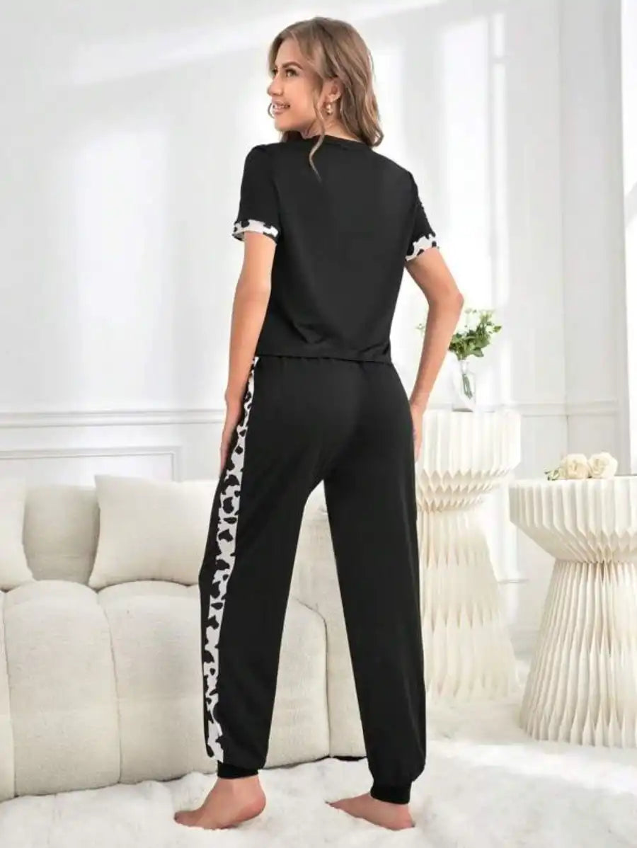 Leopard Printed Tee And Sweatpants Set-Soco Hoodie