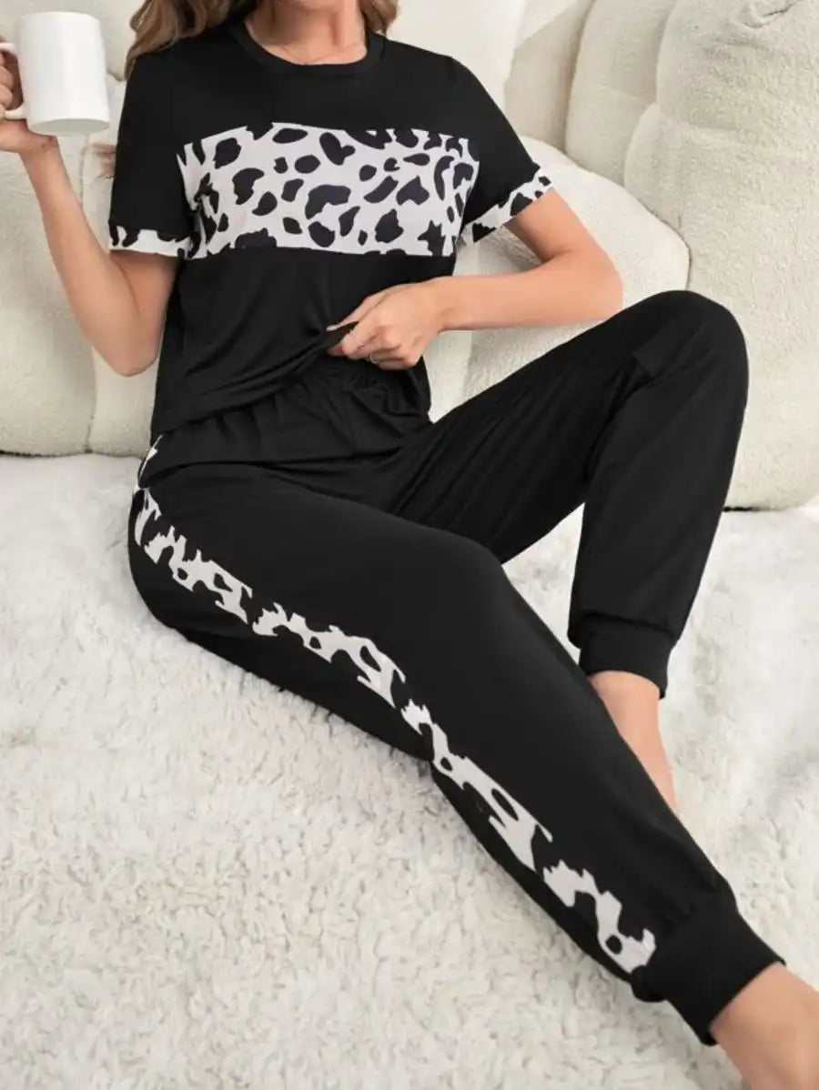 Leopard Printed Tee And Sweatpants Set-Soco Hoodie
