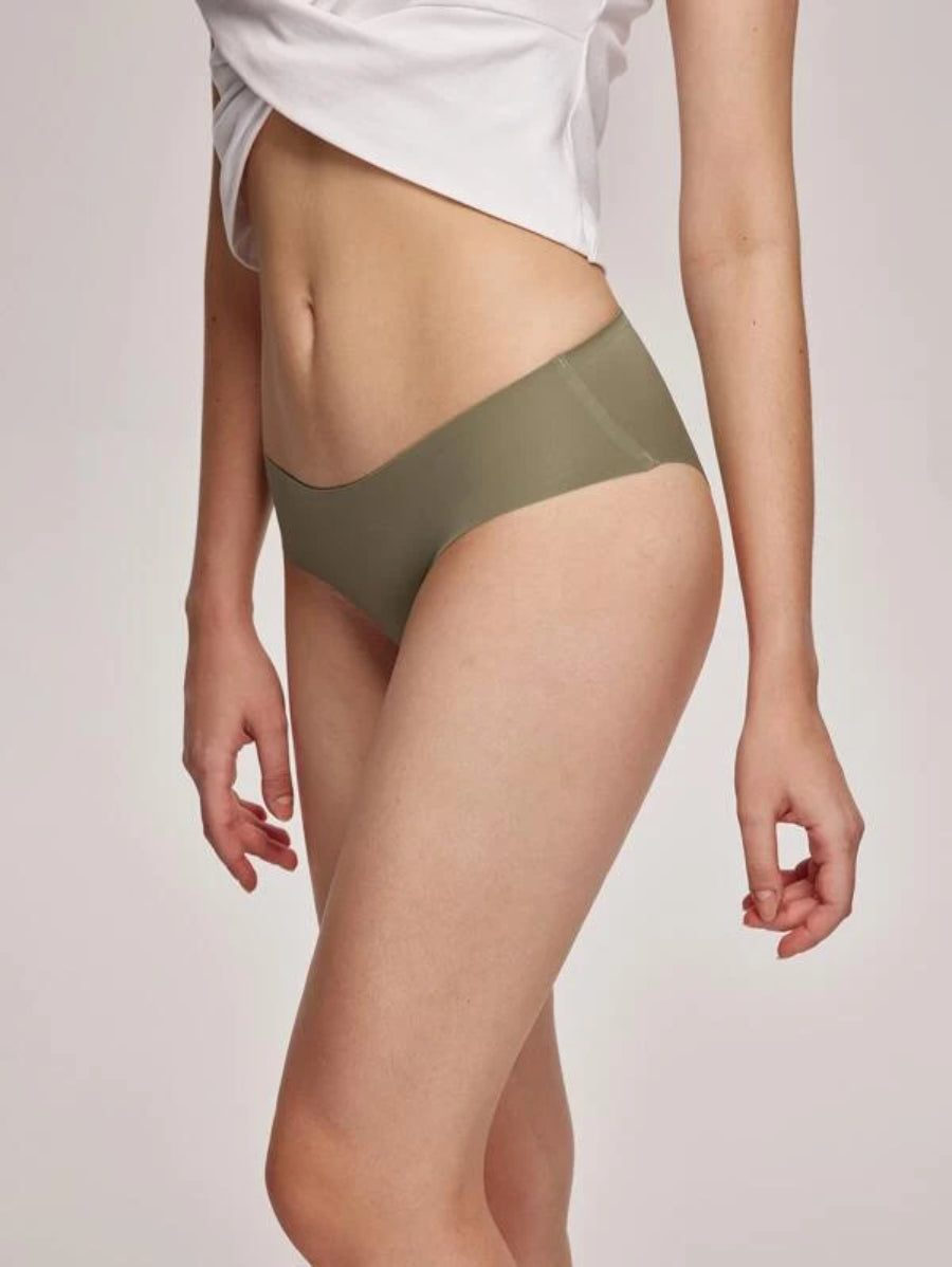 Pack Of 4 Plain Panty Set-Soco Hoodie