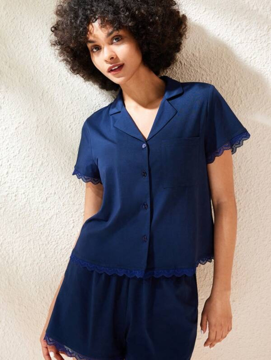 Plain Contrast Lace Shorts Set-Soco Hoodie