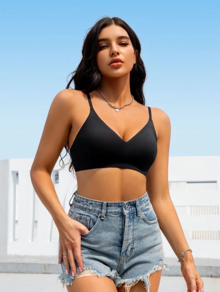 Solid Wireless Design Bra-Soco Hoodie