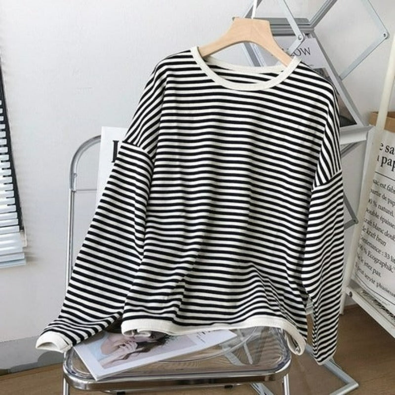 Women's Striped Round Neck Sweatshirt-Soco Hoodie