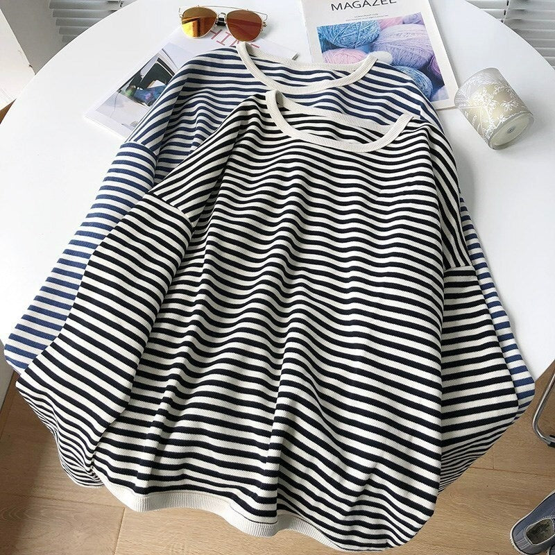 Women's Striped Round Neck Sweatshirt-Soco Hoodie