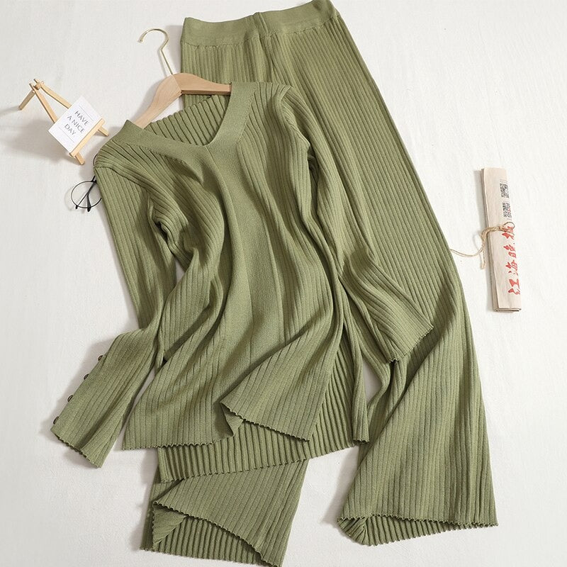 Solid V-Neck Slit And Wide Leg Pant Set-Soco Hoodie