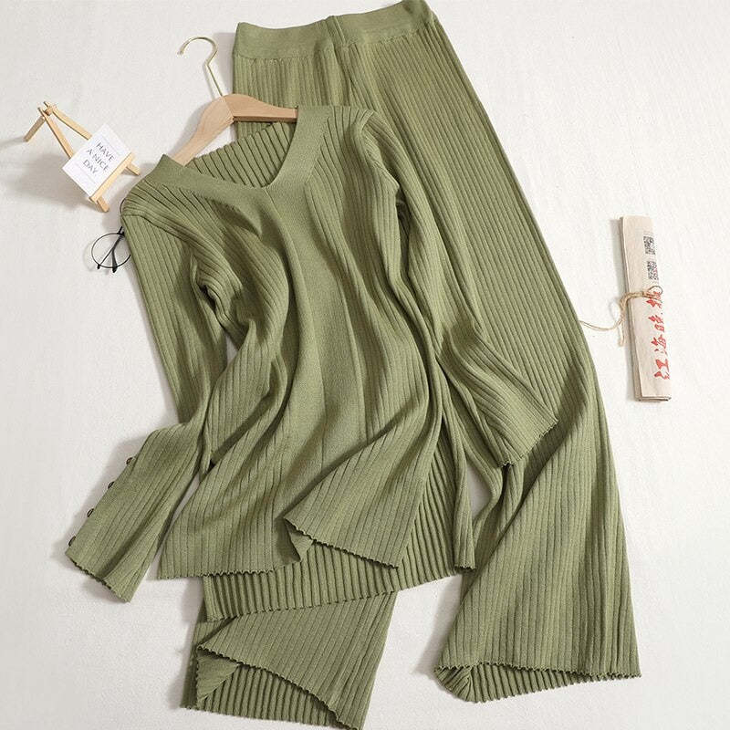 Solid V-Neck Slit And Wide Leg Pant Set-Soco Hoodie