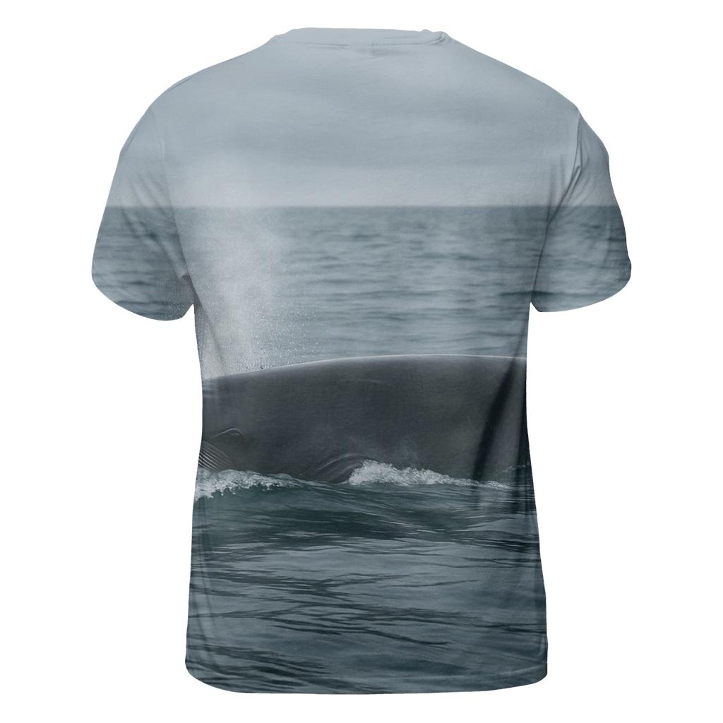 Pelagic Chase — Minke Whale statement graphic shirts