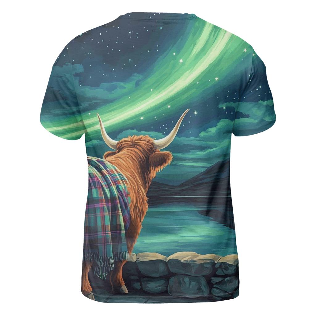Highland Cow Under The Aurora Glen statement graphic shirts