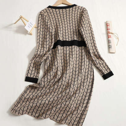 Mid-Length V-Neck Plaid Knitted Split Dress-Soco Hoodie