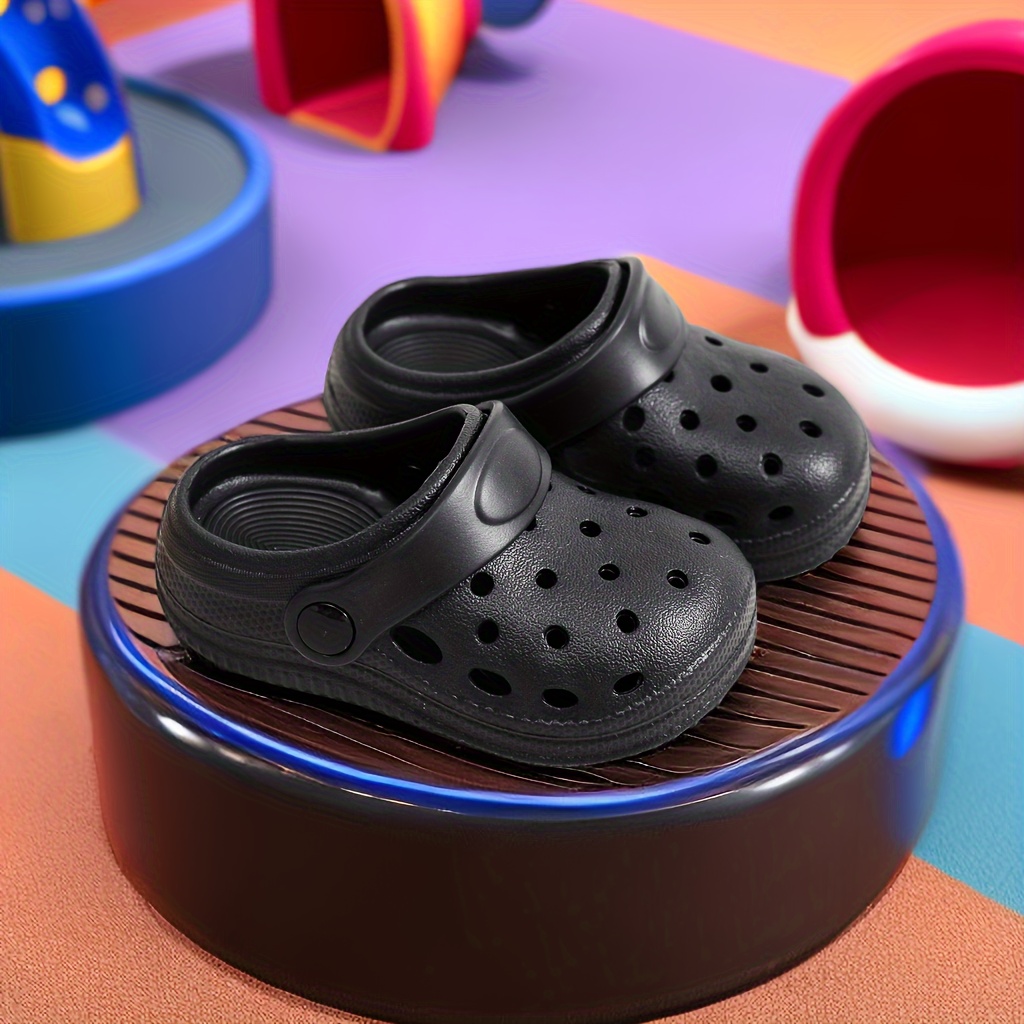 Casual Lightweight Indoor Outdoor Summer Wear Clogs For Kids