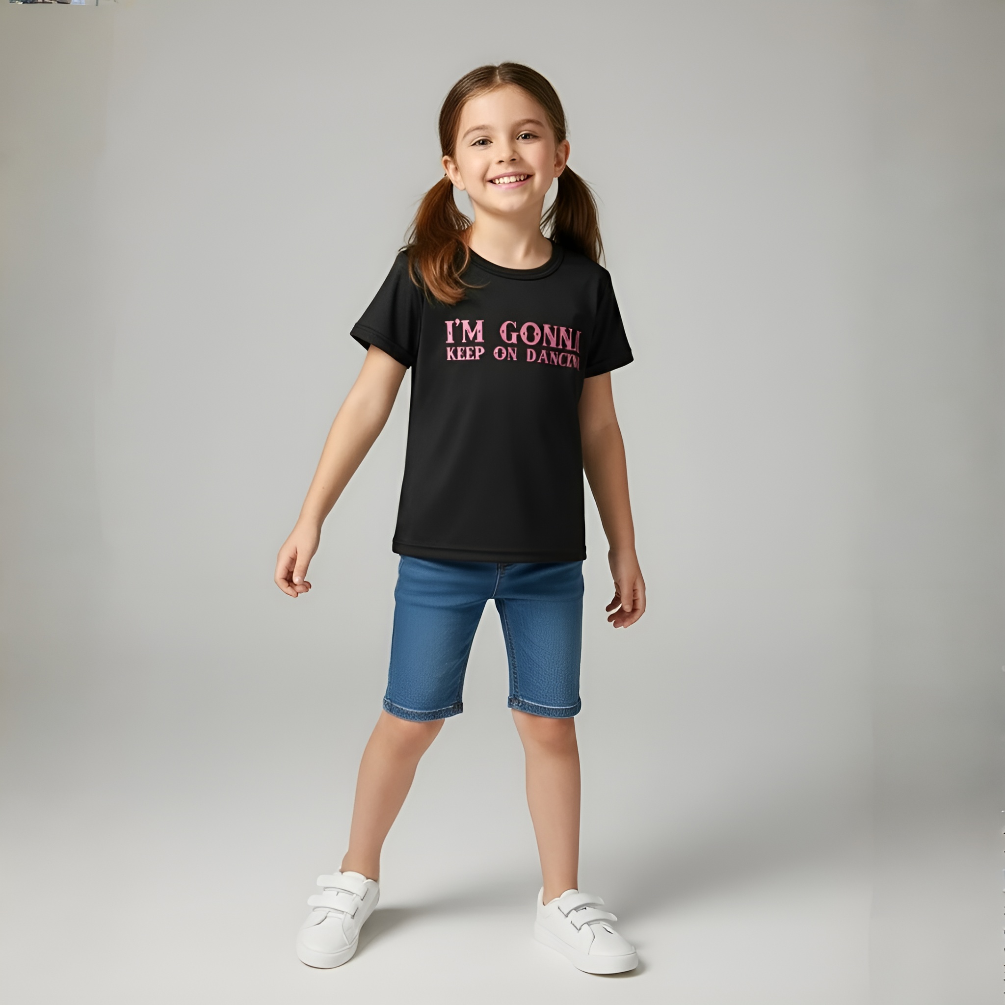 I'M GONNA KEEP ON DANCING Printed Graphic T Shirt 