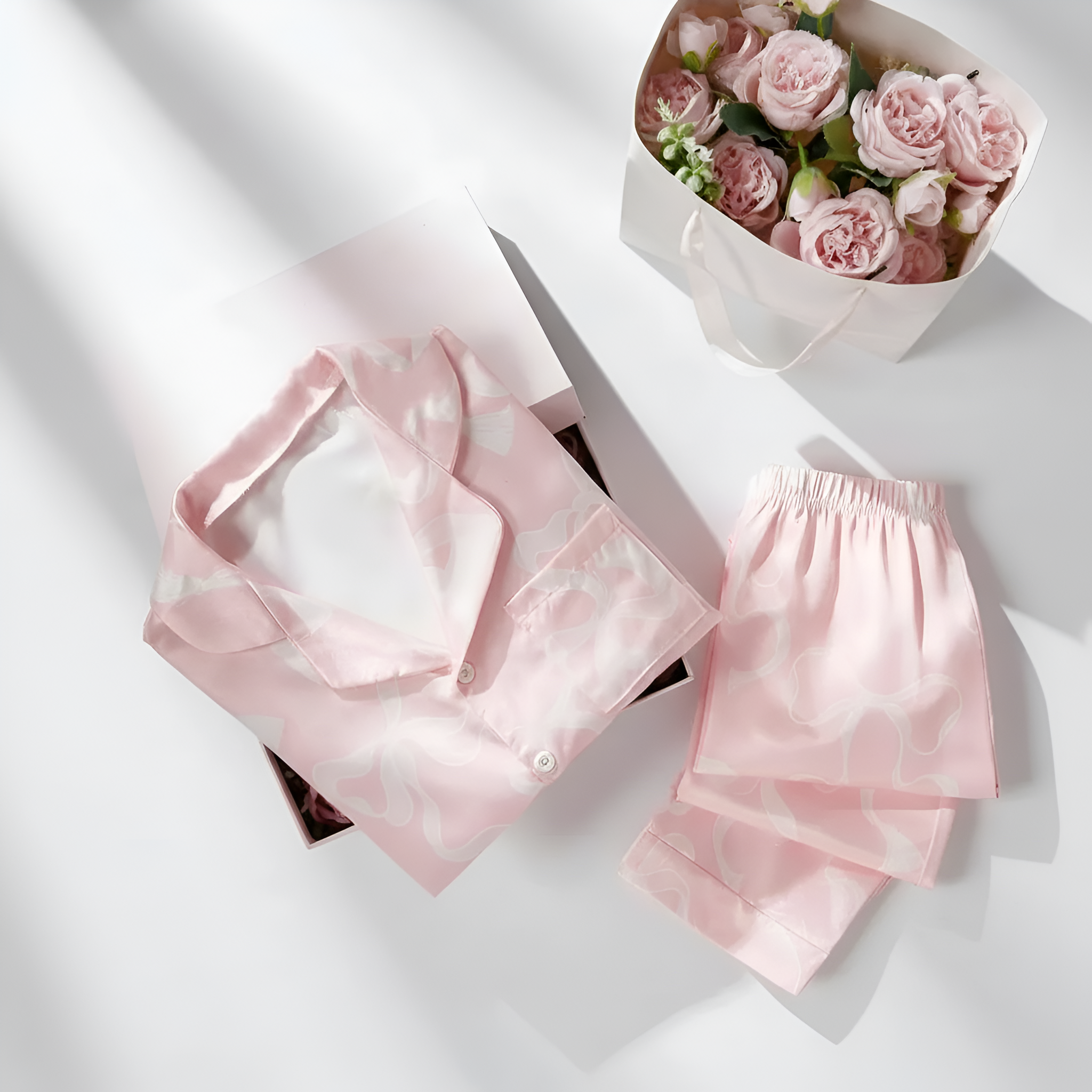 2 Piece Bow Printed Pajama Set With Long Sleeve Shirt And Pants For Girls