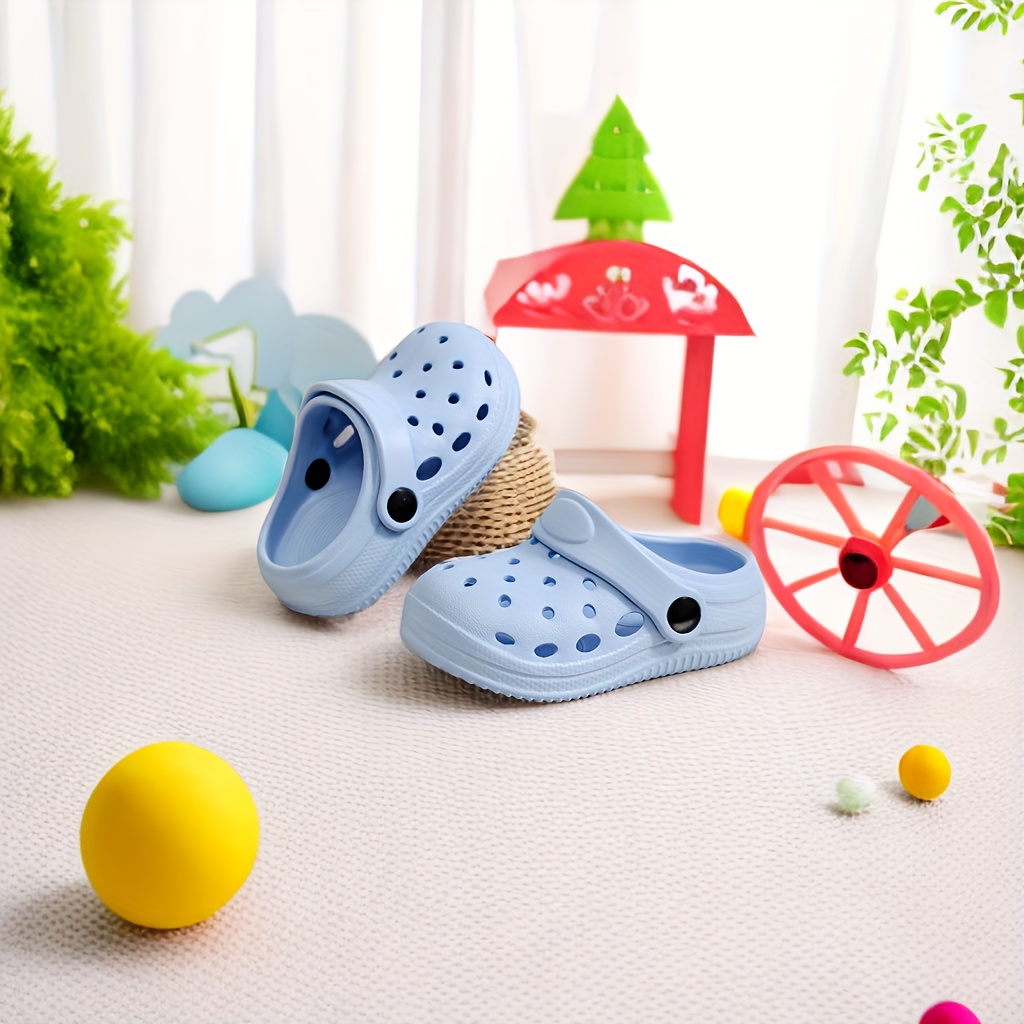 Casual Lightweight Indoor Outdoor Summer Wear Clogs For Kids
