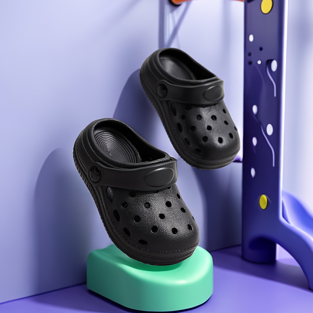 Casual Lightweight Indoor Outdoor Summer Wear Clogs For Kids