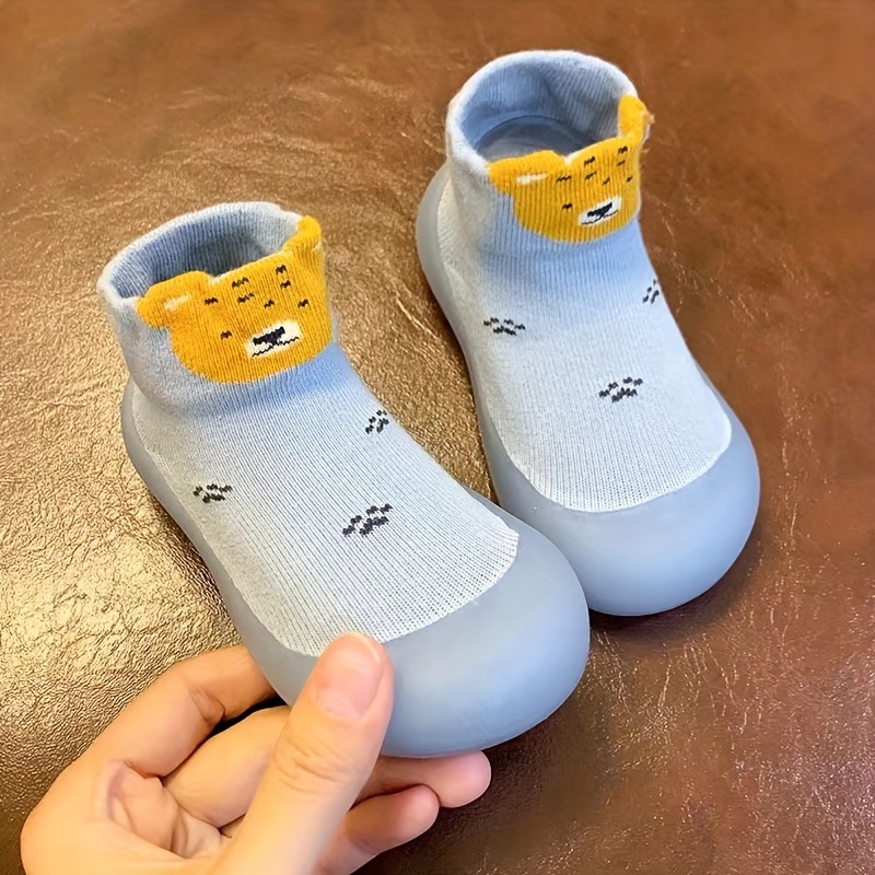 Soft Slip On Printed Non Slip Indoor Spring Shoes For Kids