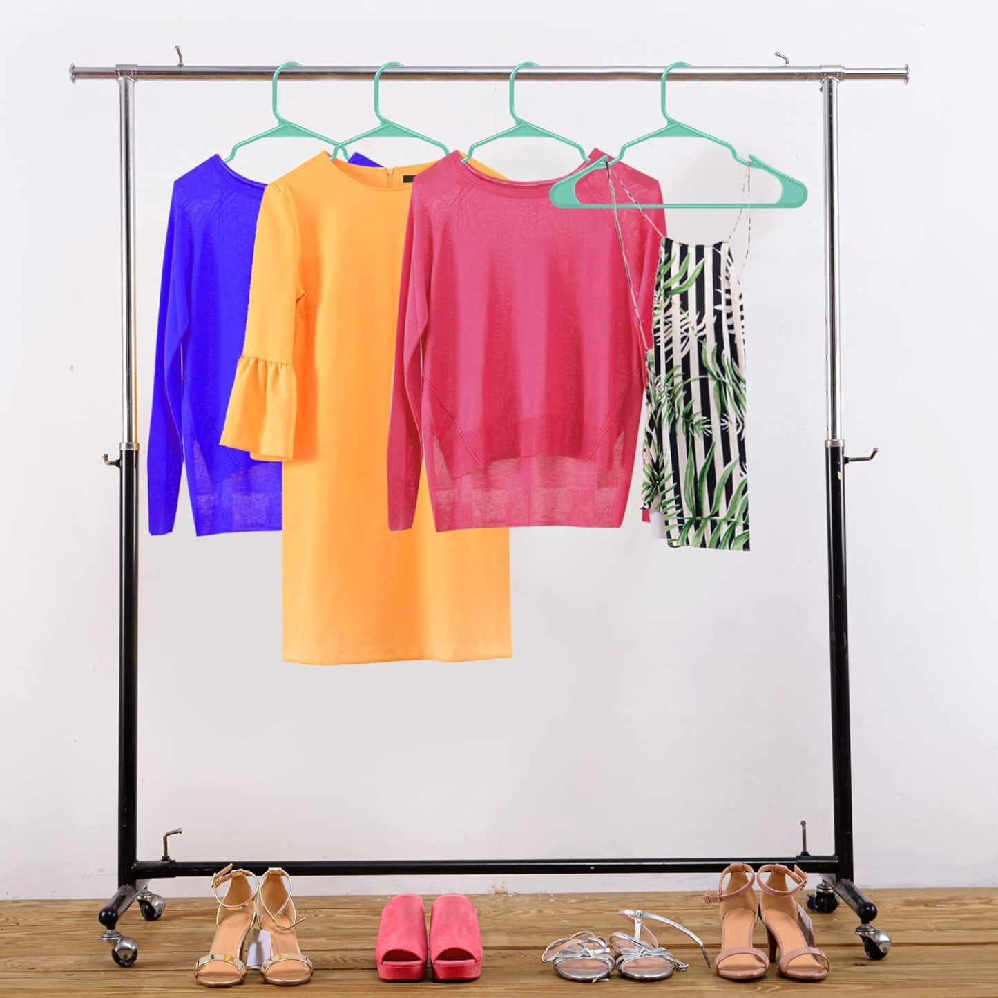 Space Saving Plastic Clothes Hanger