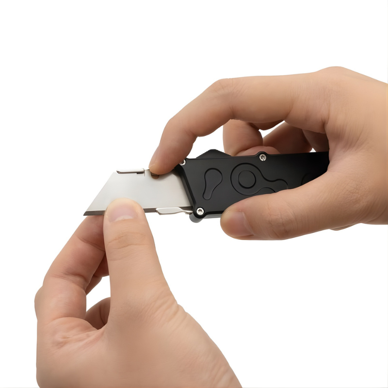 EDC Utility Knife With Belt Clip