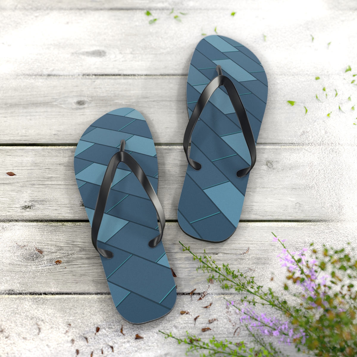 Sheared Hex Weave Gradient soft sole flip flops