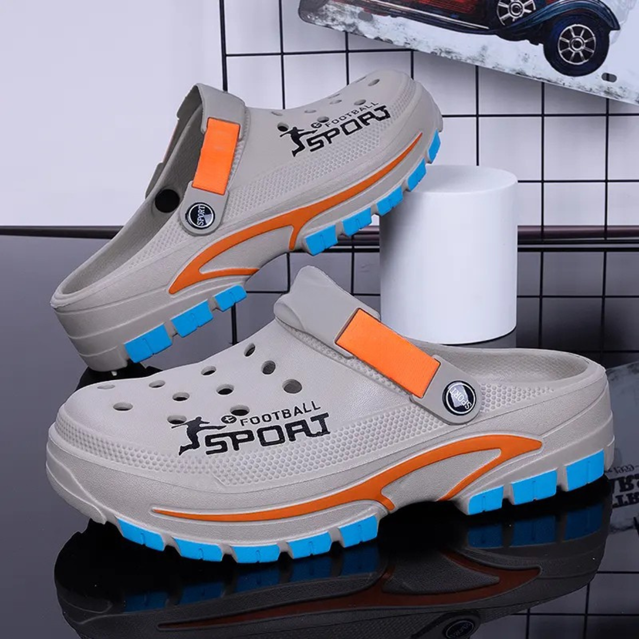 Adjustable Strap Clogs For Indoor And Outdoor Wear For Men