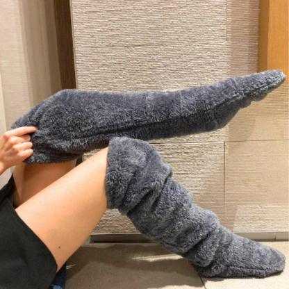 Plush lounge socks - Versatile Use for Every Occasion - Cloud Cushion Slides