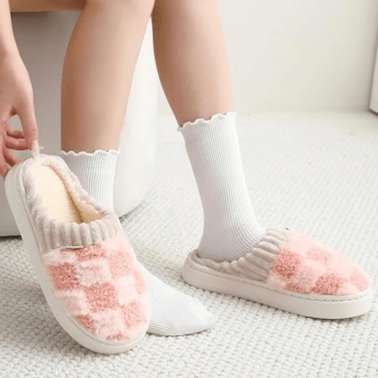 Checkered Plush Memory Foam Indoor Slippers - Cloud Cushion Slides