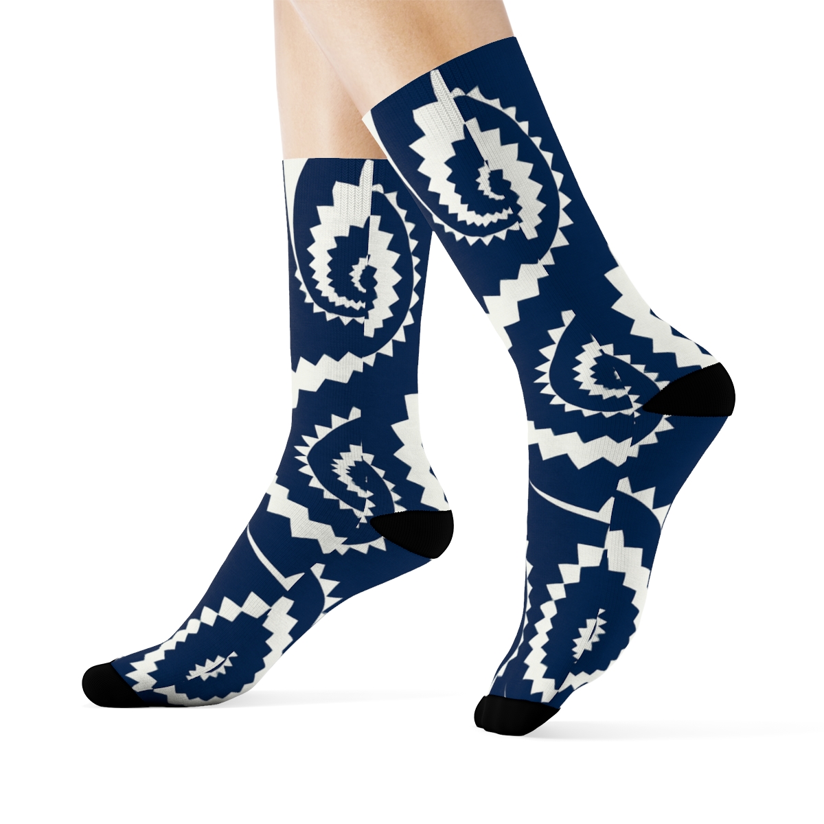 Dynamic Edge Pattern Crew Socks