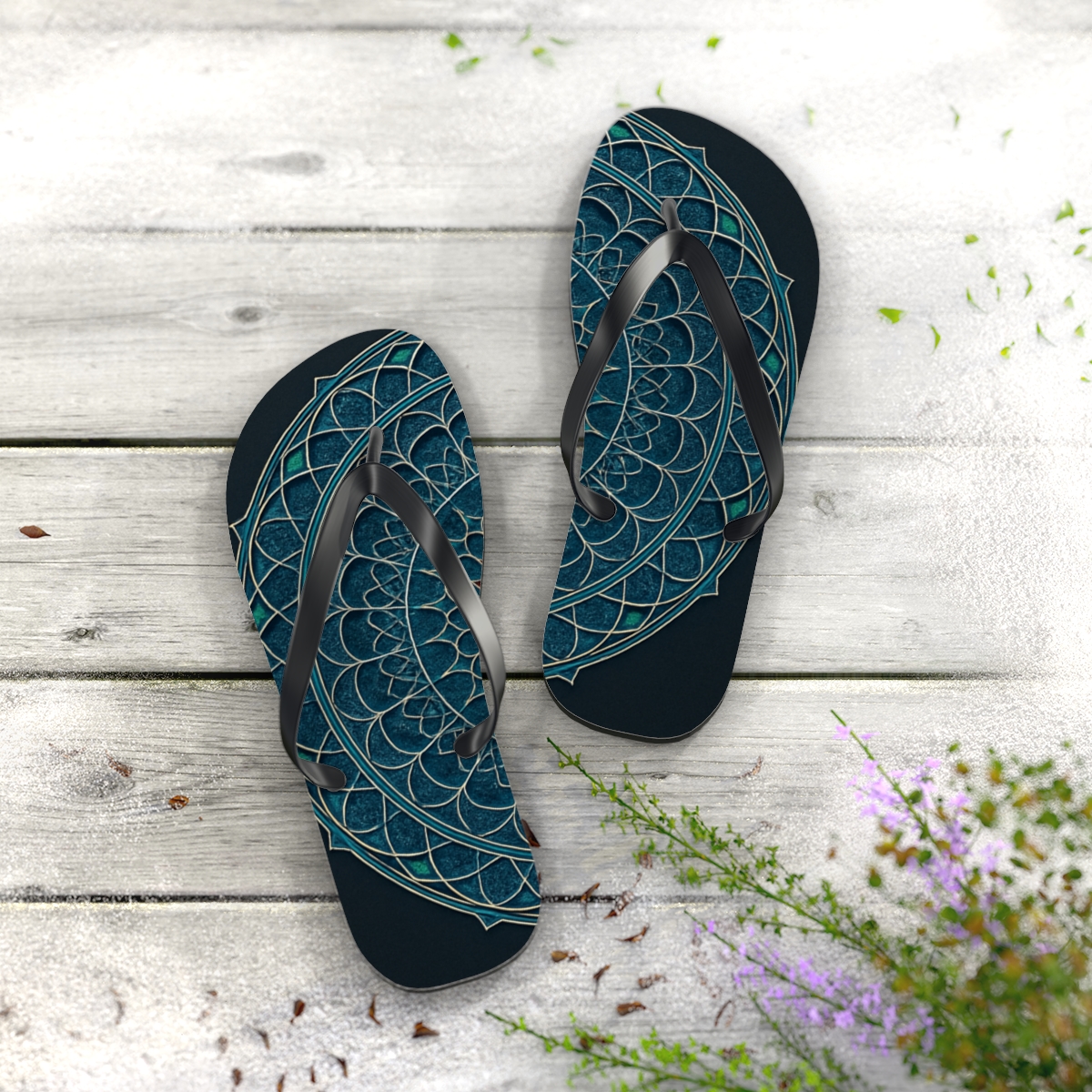 Prismatic Lattice Halo comfortable casual flip flops