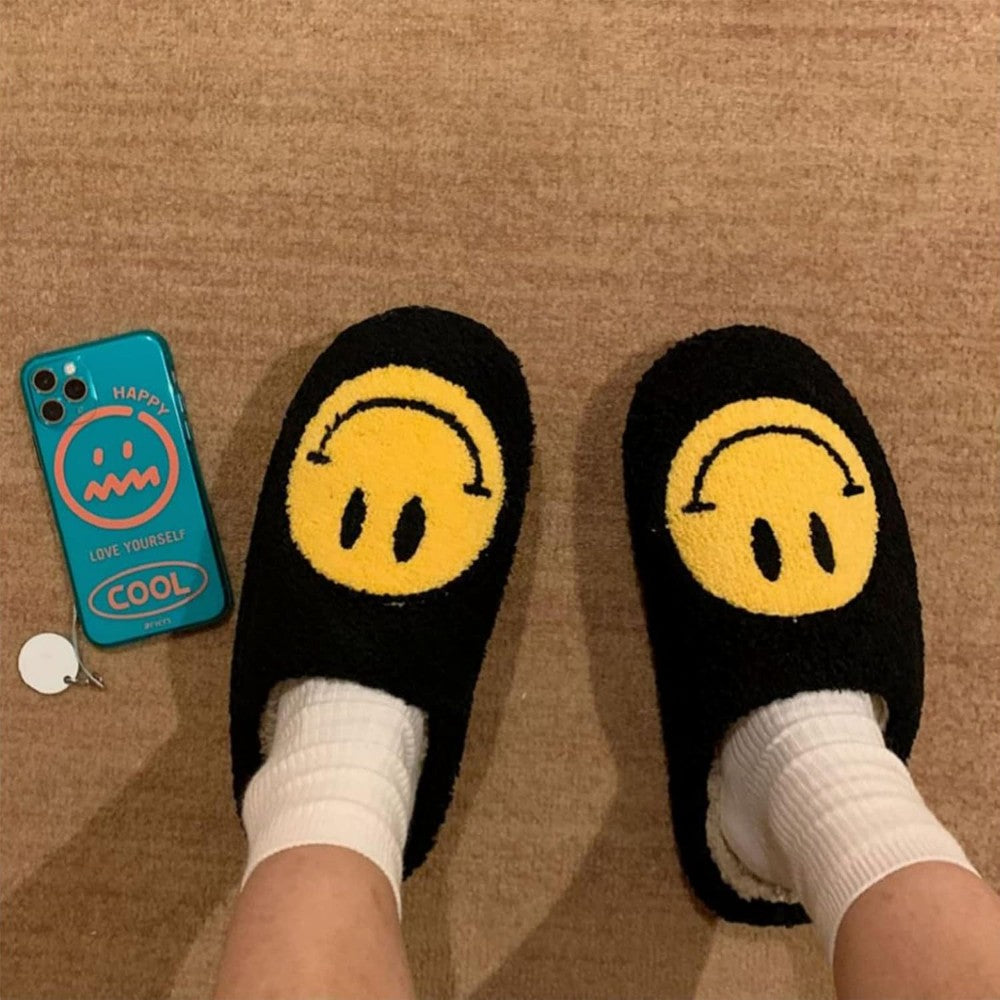 Retro Smile Expression Slip On Slippers
