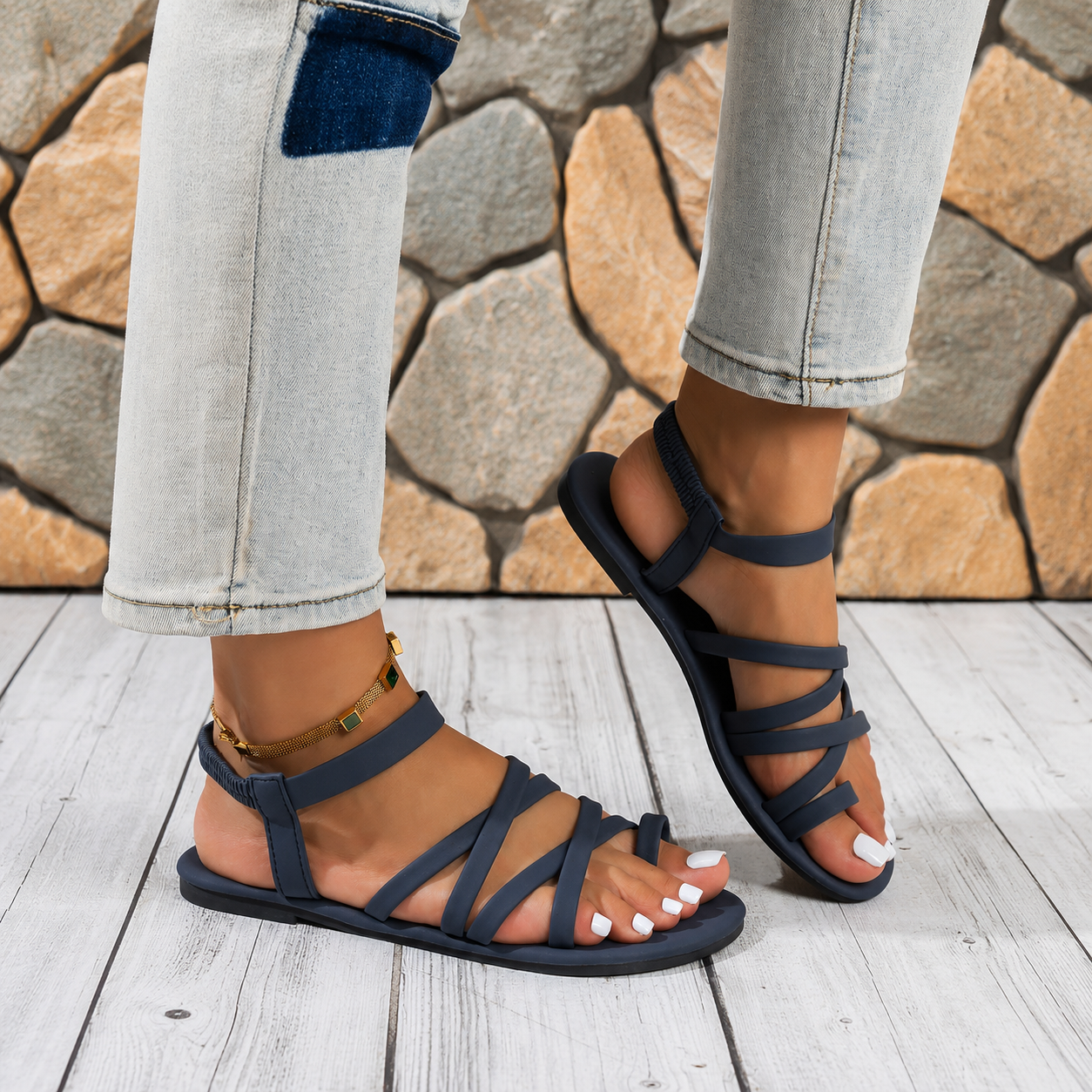 Criss Cross Design Fashionable Flat Sandal For Women