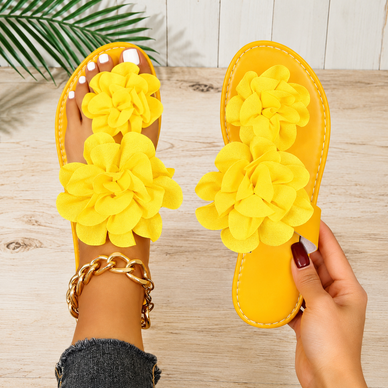 Bohemian Floral Decorated Casual Flat Sandals For Women