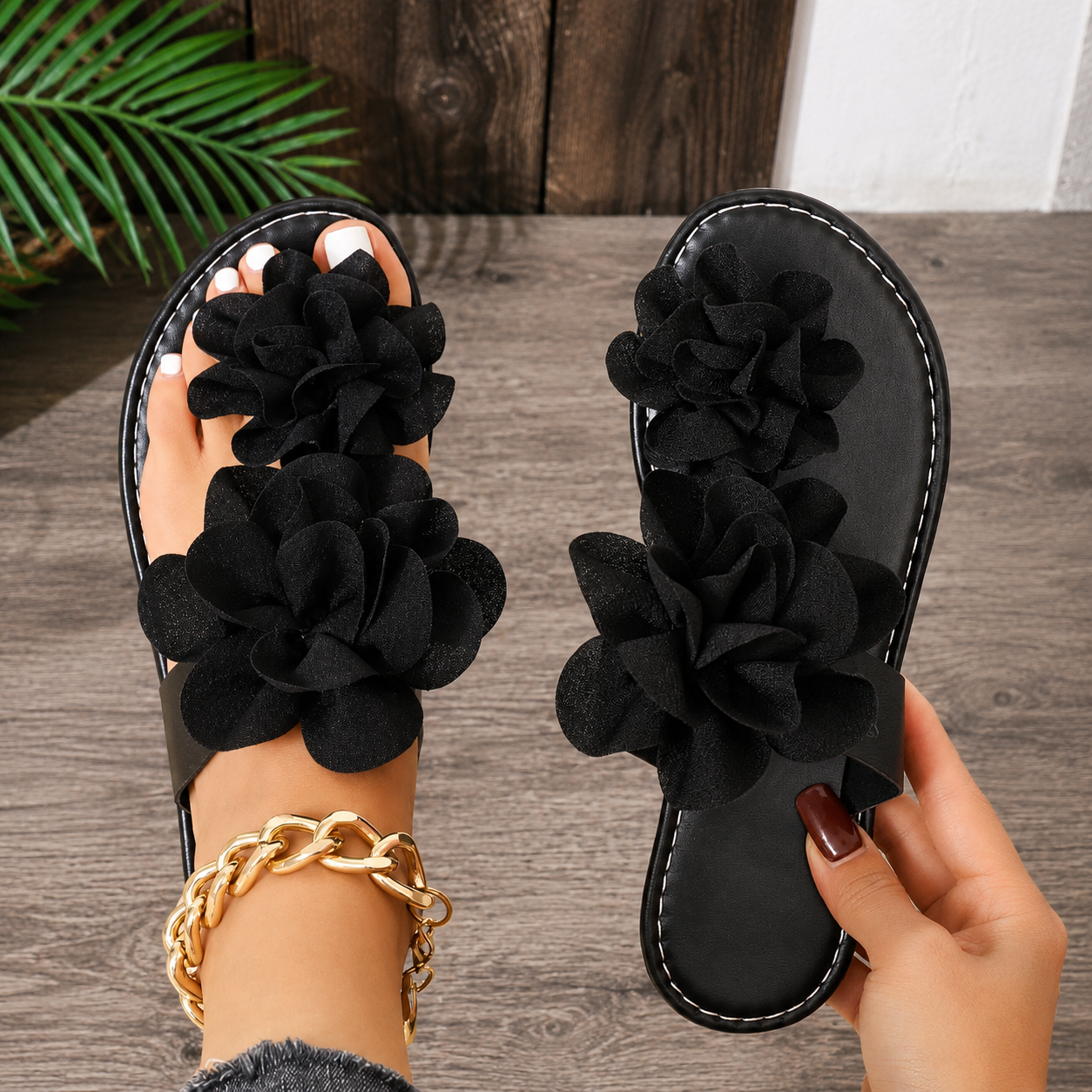Bohemian Floral Decorated Casual Flat Sandals For Women