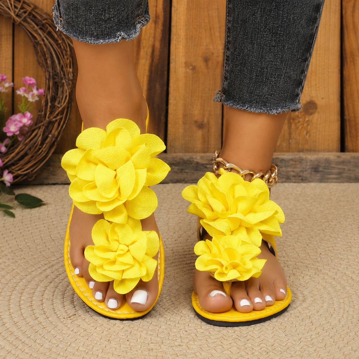 Bohemian Floral Decorated Casual Flat Sandals For Women