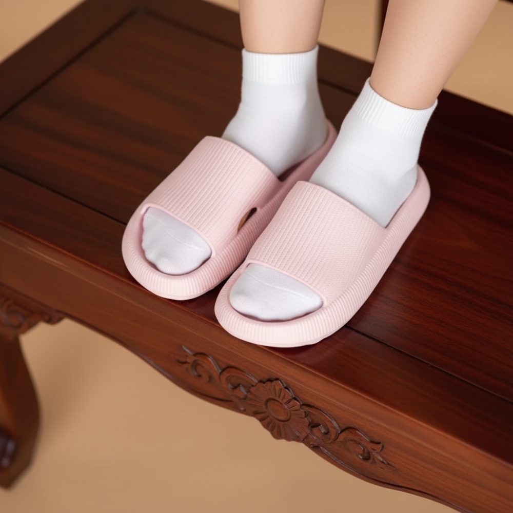 Comfy Cloud Cushion Slides