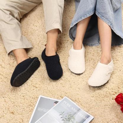 Lightweight Fleece Lined Slippers – Cozy Comfort with Secure Traction - Cloud Cushion Slides