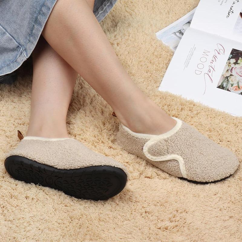 Lightweight Fleece Lined Slippers – Cozy Comfort with Secure Traction - Cloud Cushion Slides
