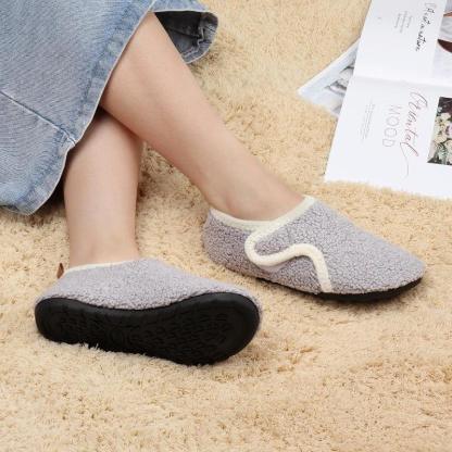 Lightweight Fleece Lined Slippers – Cozy Comfort with Secure Traction - Cloud Cushion Slides