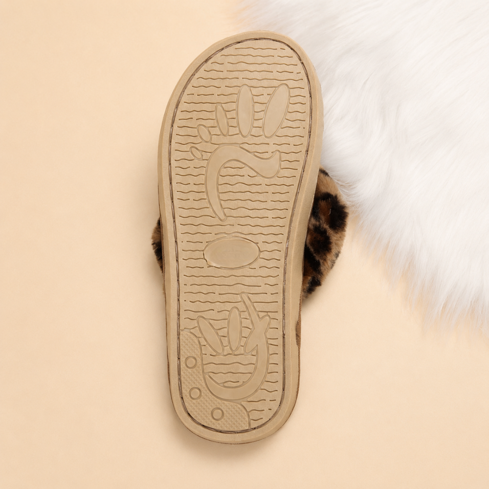 Leopard Printed Comfy And Fluffy Slippers For Women