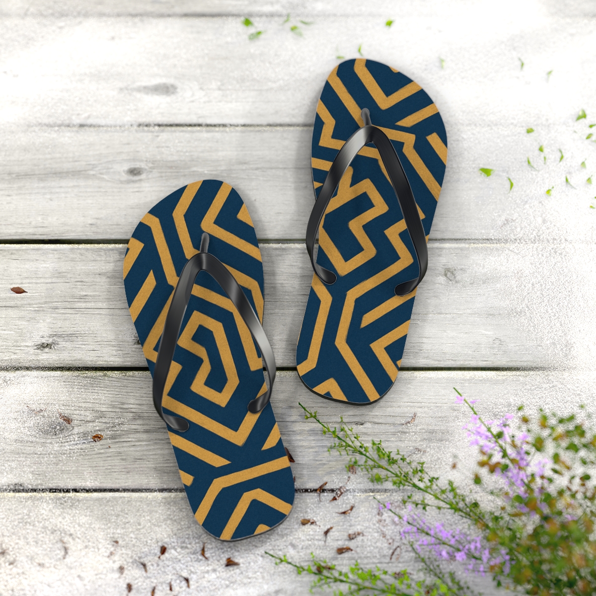 Modulated Chevron Labyrinth stylish summer flip flops