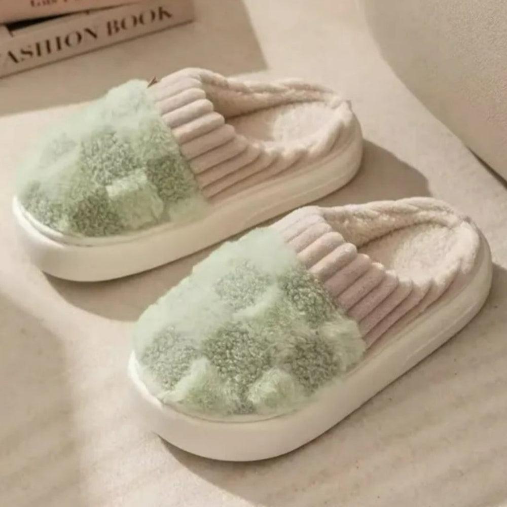 Checkered Plush Memory Foam Indoor Slippers - Cloud Cushion Slides