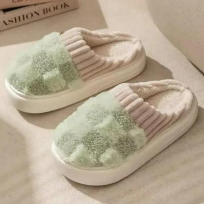 Checkered Plush Memory Foam Indoor Slippers - Cloud Cushion Slides