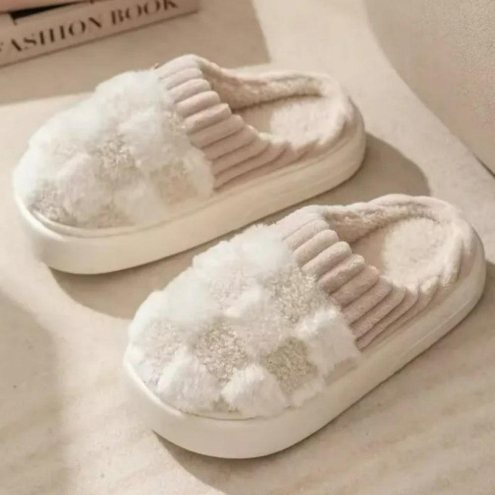 Checkered Plush Memory Foam Indoor Slippers - Cloud Cushion Slides