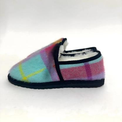 Classic Plaid Fleece Slippers – Cozy Comfort for Chilly Days-Cloud Cushion Slides