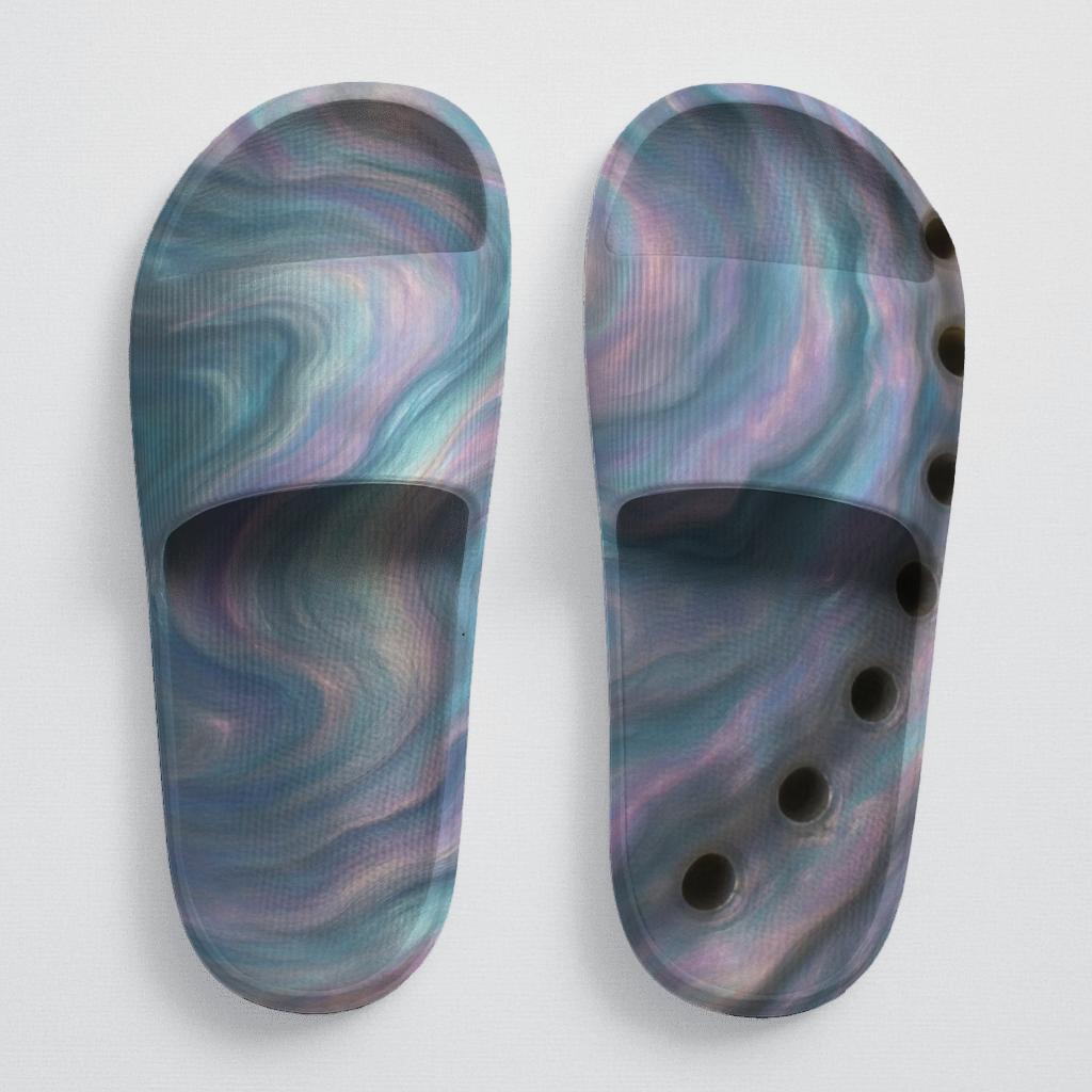 Mystic Nacre Glow Slides