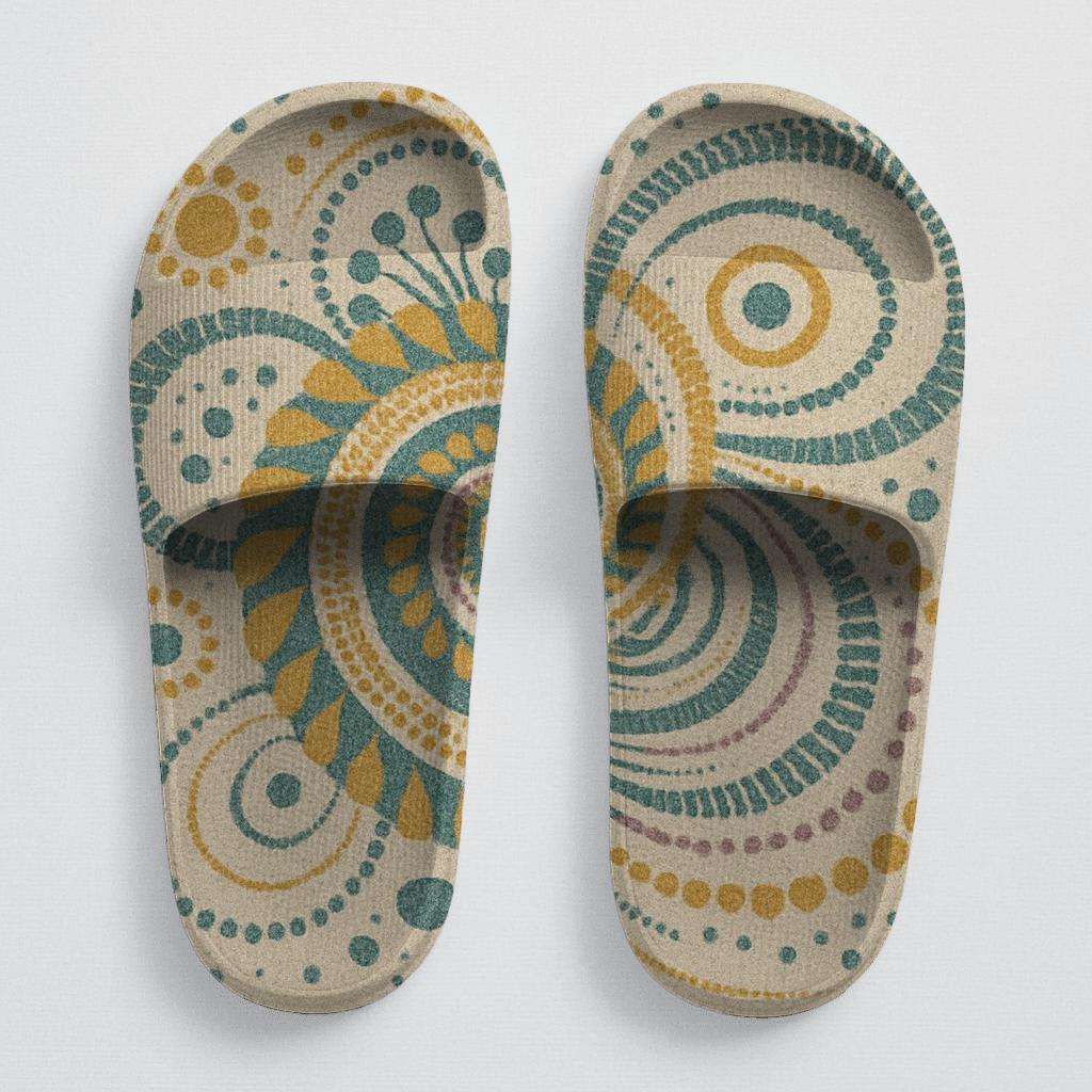 Spiral Dot Resonance soft footbed slides