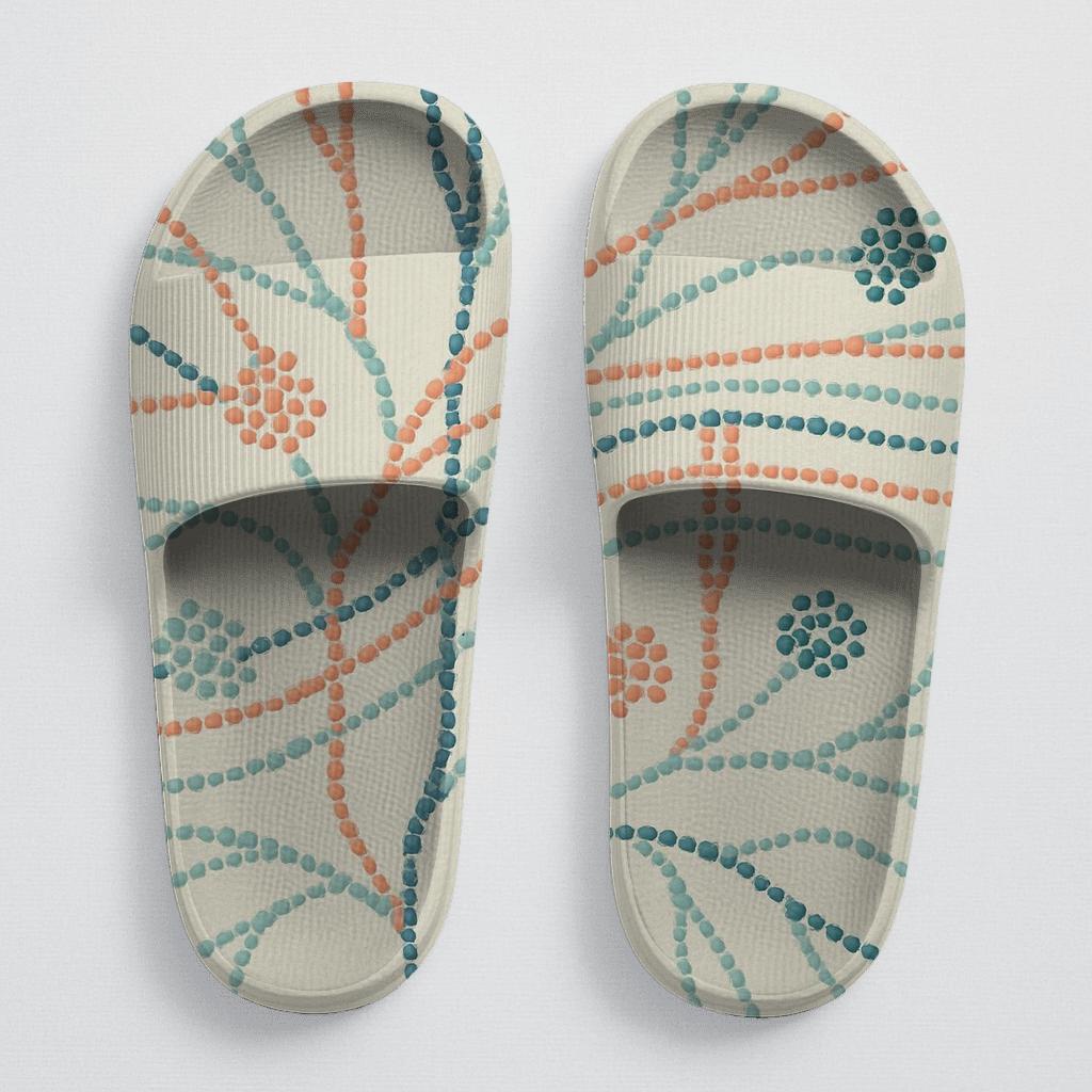 Dot Vein Weave sporty rubber slides