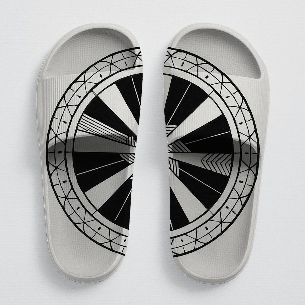 Monochrome Petal Matrix Disc comfortable casual slides
