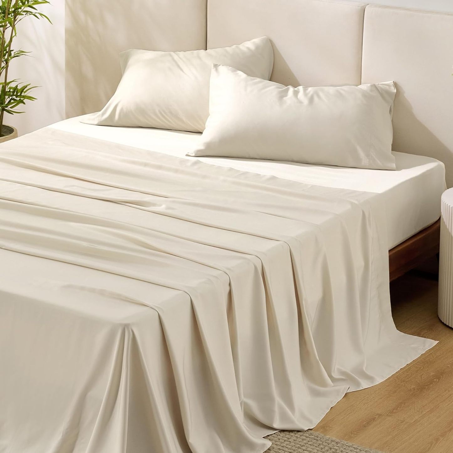 Hotel Luxury Silky Bedding Sheets And Pillowcases Sets