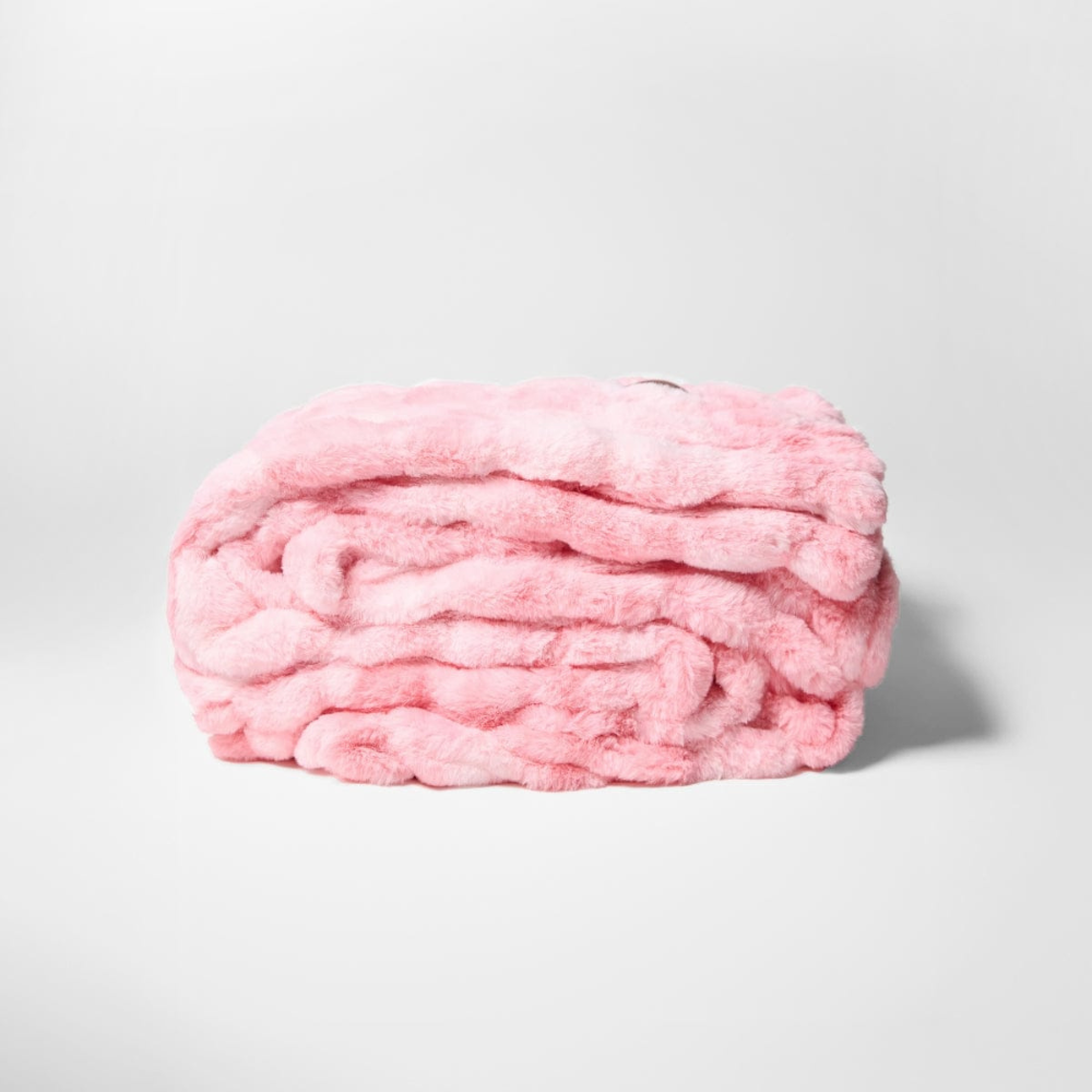 Plush Textured Faux Fur Blanket