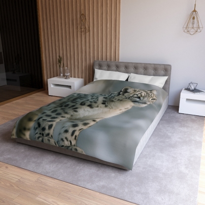 Cliff Phantom Snow Leopard soft comforter duvets